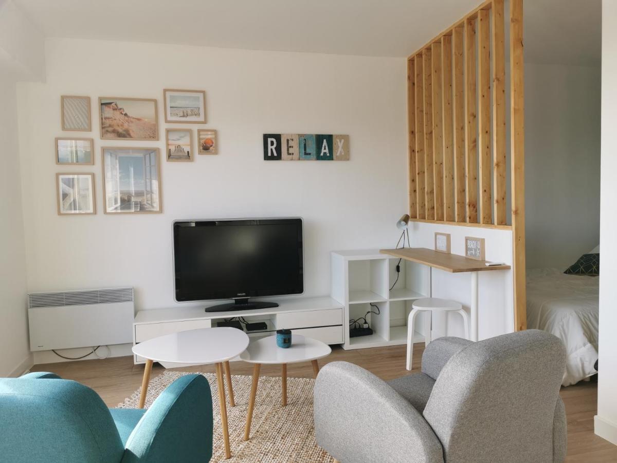 Appartement Lumineux Avec Balcon Et Parking Cherbourg-en-Cotentin Εξωτερικό φωτογραφία