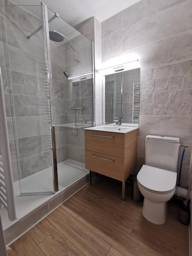 Appartement Lumineux Avec Balcon Et Parking Cherbourg-en-Cotentin Εξωτερικό φωτογραφία