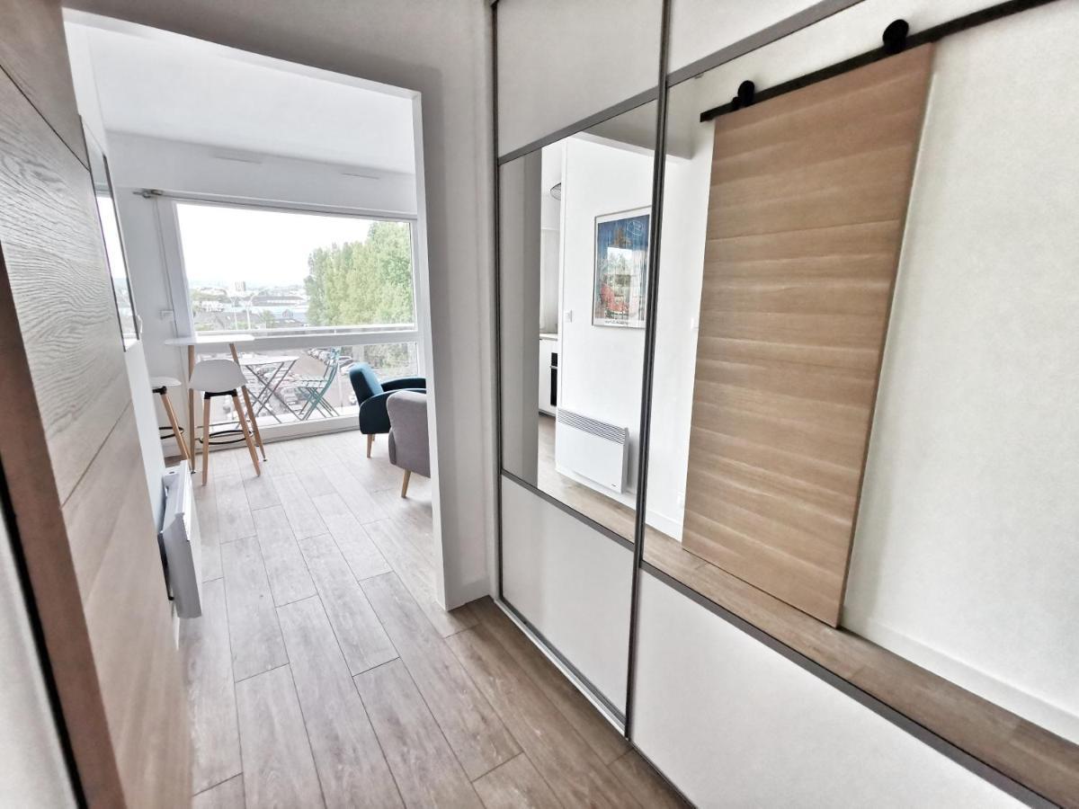 Appartement Lumineux Avec Balcon Et Parking Cherbourg-en-Cotentin Εξωτερικό φωτογραφία